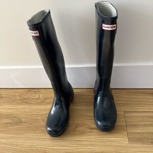 Hunter Women's Black Rain Boots